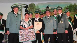 Schützenhochamt + Frühshoppen am Sonntag